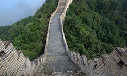 Çin Seddi'nde Gökyüzünde Yürüyüş, Doğa ve Tarihle Dolu Unutulmaz Bir Macera