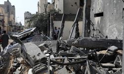 İsrail, Gazze'yi Ev Ev Vurmaya Başladı