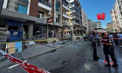 İzmir'de Restoran Patlaması, Ölü ve Yaralılar Var