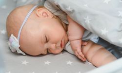 Bebeklerde huzurlu gece uykusuna etkili yaklaşımlar