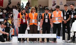 Hatay'da robotik heyecanı! 1739 öğrenci yarışmada buluştu