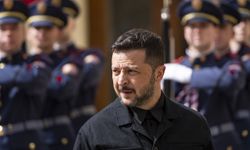 Zelenskiy: Rusya’dan 12 Mayıs’ta ateşkes onayı bekliyoruz
