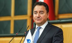 Babacan: İsrail hukuk ve insanlık tanımıyor