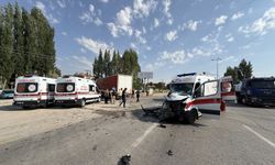 Çubuk’ta ambulans kazası: 5 kişi yaralandı