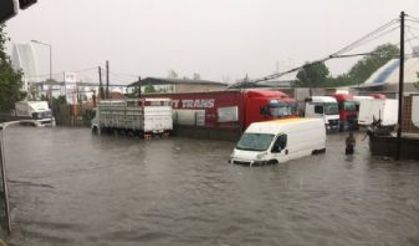 İstanbul Temmuz'da yağmura teslim