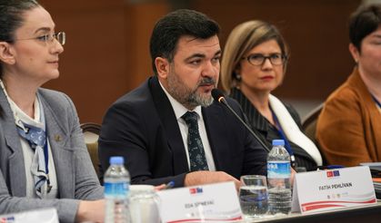 Aile Bakanlığı’ndan akran zorbalığı ve dijital güvenlik toplantısı