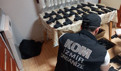 İzmir'de yasa dışı silah ticaretine darbe
