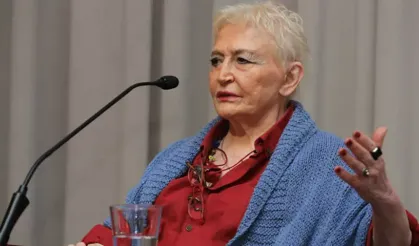 Yazar ve çevirmen Pınar Kür hayatını kaybetti