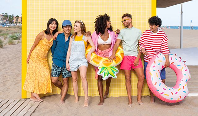 Yazlık Modada Trendler, Plaj Giyiminden Çarpıcı Aksesuarlar