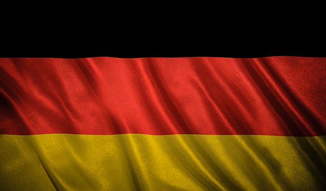 Almanya'nın Versay Anlaşması'ndan Kurtuluşu Nasıl Oldu ?
