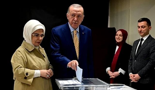 Erdoğan, Mahalli İdareler Genel Seçimi için oy kullandı