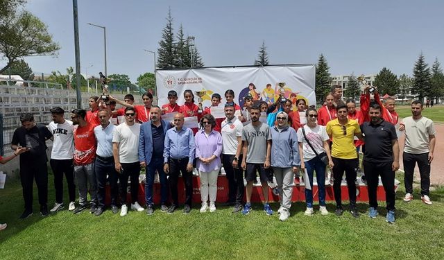 Anadolu Yıldızlar Kros Ligi Türkiye finali Kütahya’da yapıldı