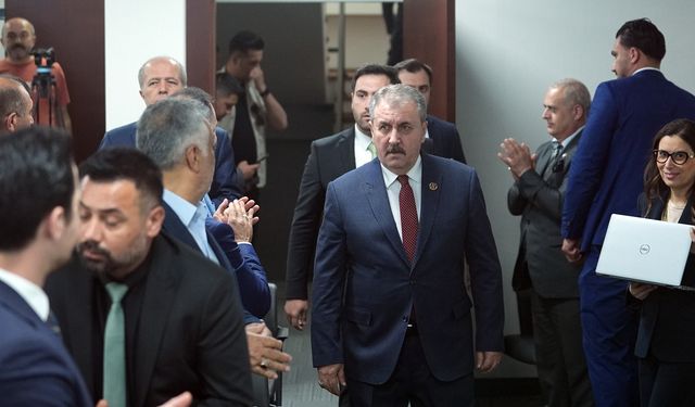 BBP lideri Destici: Pakistan'ı hedef alan karşısında bizi bulur