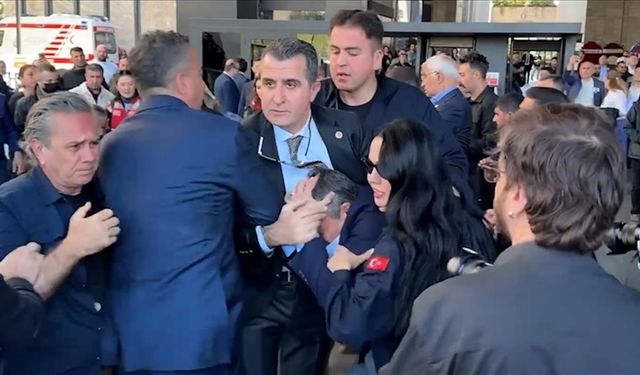 Abdulkadir Selvi: Yumruk Türkiye’nin huzuruna atıldı