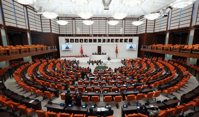 Meclis oturumu Divan oluşmadığı için yapılamadı