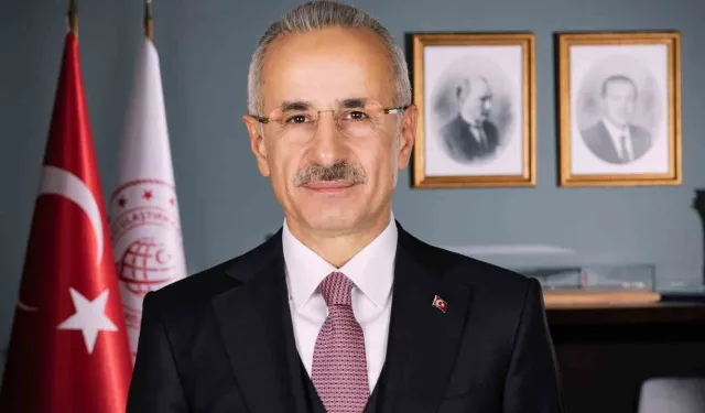 Bakan Uraloğlu: Sosyal medya için yaş düzenlemesi geliyor