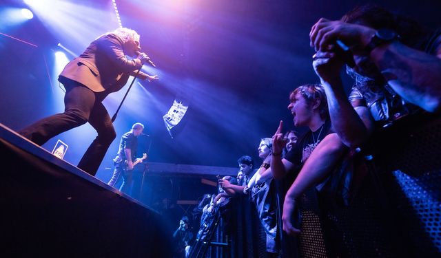White Lion, İstanbul konserinde hayranlarıyla buluştu
