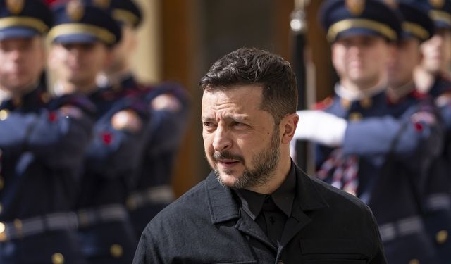 Zelenskiy: Rusya’dan 12 Mayıs’ta ateşkes onayı bekliyoruz