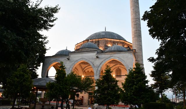 Balkanlar’da Kurban Bayramı coşkusu camileri doldurdu