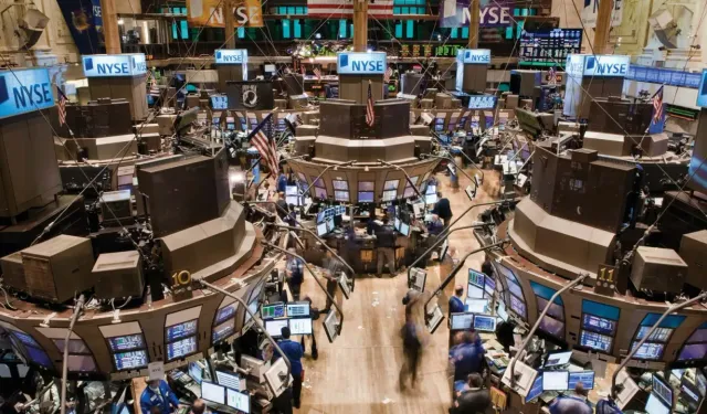 New York borsasında temkinli açılış